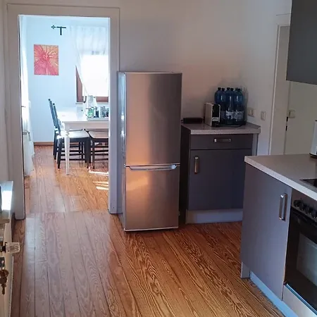 Apartman Loreley 2 Zimmerwohnung Mit Hof Und Garten