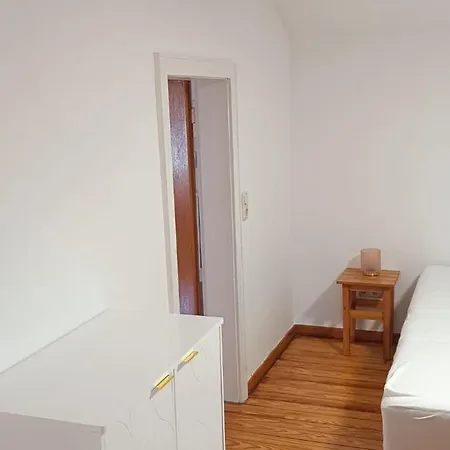 Loreley 2 Zimmerwohnung Mit Hof Und Garten