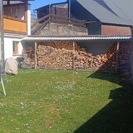 Loreley 2 Zimmerwohnung Mit Hof Und Garten Apartman Sankt Goar