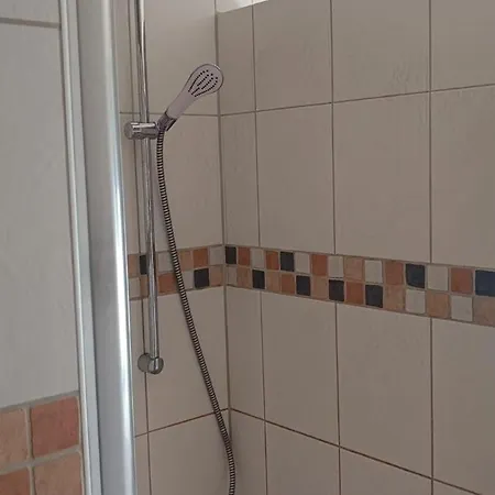 Loreley 2 Zimmerwohnung Mit Hof Und Garten