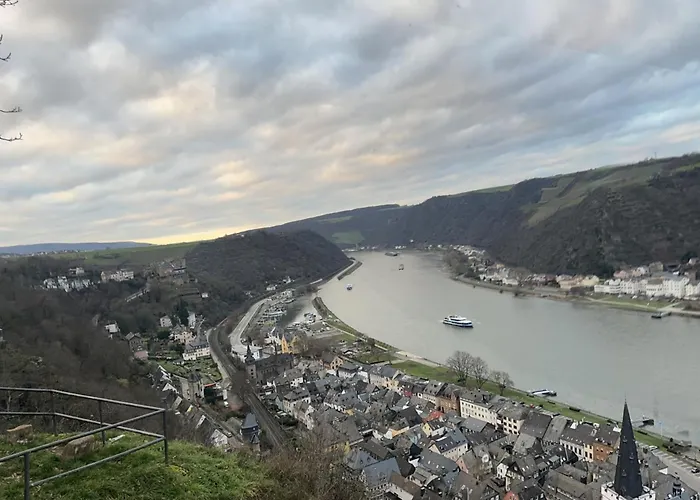 Loreley 2 Zimmerwohnung Mit Hof Und Garten ザンクト・ゴアー